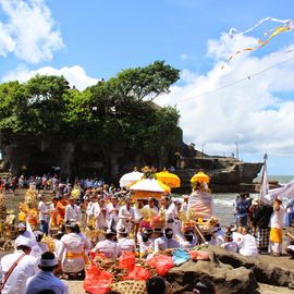 Piodalan, Sacred Ceremony at Tanah Lot Temple Bali