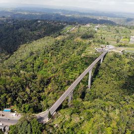 Tukad Bangkung Bridge, There is no Ravine Separating Us