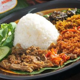 Enjoy the Spicy Sensation of Balinese Nasi Tepeng