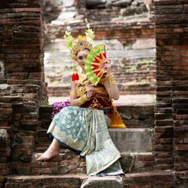 Ngekeb Ritual: Preparatory Procession Towards a Wedding in Bali