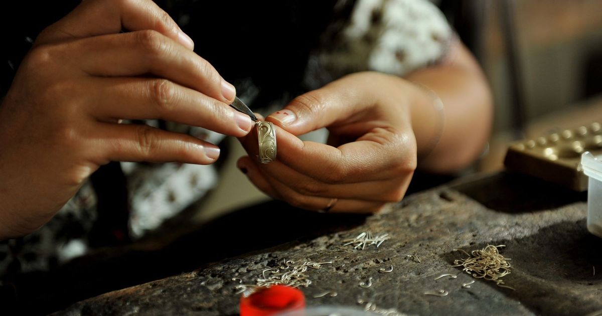 Visitbali Celuk Village, The Center Of Gold And Silver Crafts In Bali