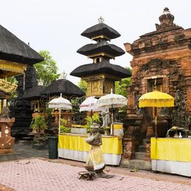 The Beauty Behind the Mysterious Petitenget Temple