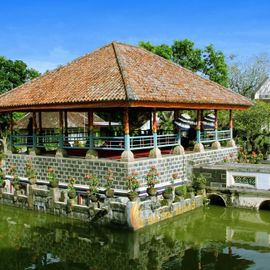 Historical Tour at Puri Agung Karangasem