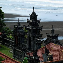 Stunning Views of the Indian Ocean from Rambut Siwi Temple